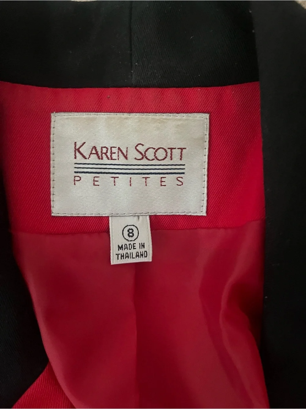 Red skirt suit by Karen Scott - Picture 5 of 5
